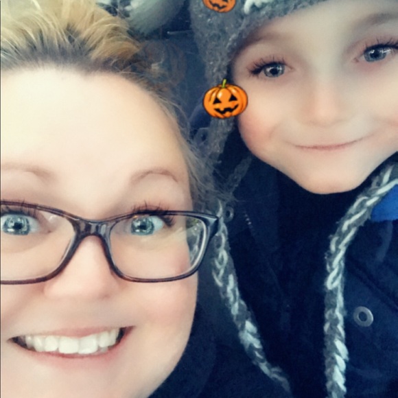 Meet your Posher, Jenny - Picture 5 of 5